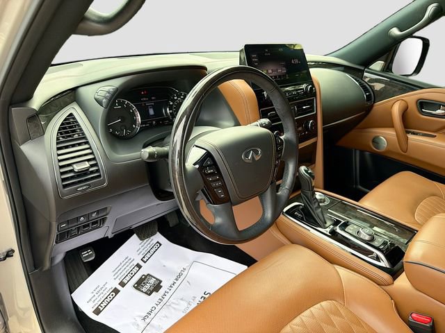 Used 2023 INFINITI QX80 Sensory w/ All-Season Package image 29
