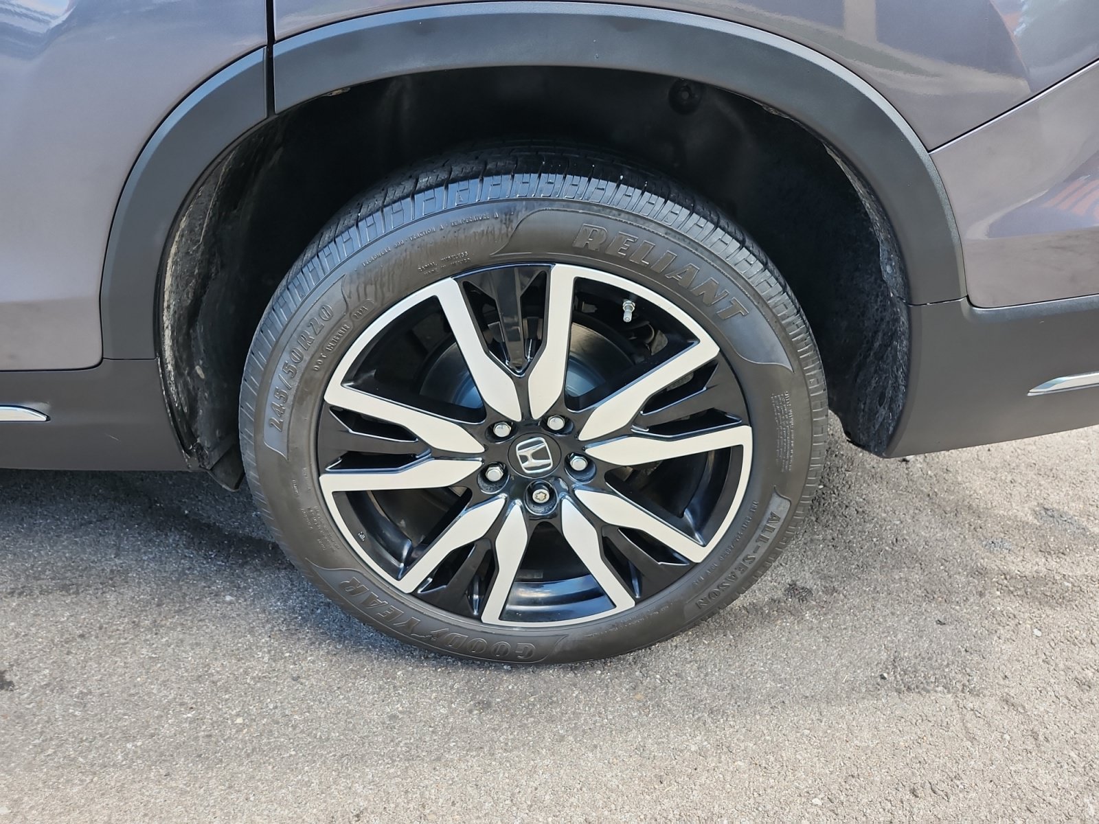 Used 2020 Honda Pilot Touring image 18
