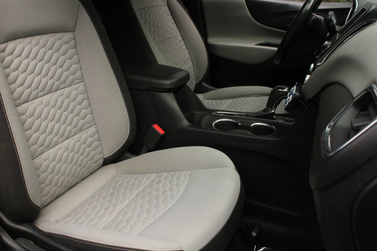 Used 2019 Chevrolet Equinox LT AWD/4WD image 30