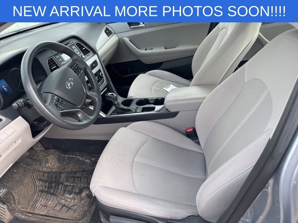 Used 2015 Hyundai Sonata SE FWD image 11