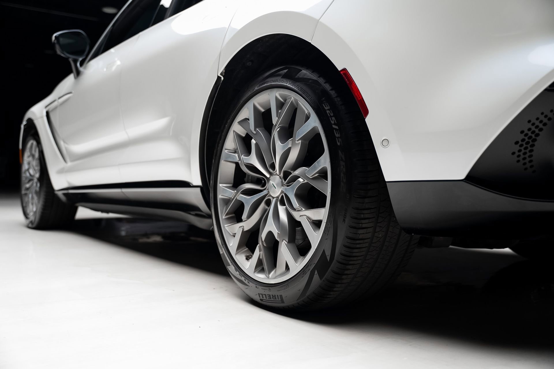 Used 2021 Aston Martin DBX AWD/4WD image 78