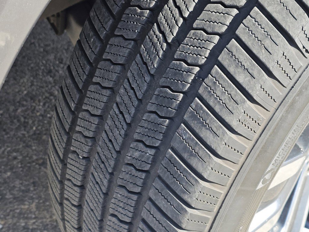 Used 2018 Nissan Armada SL w/ Premium Package image 18