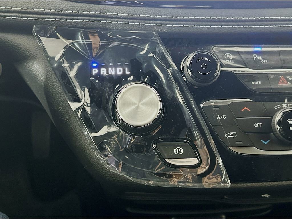 New 2026 Chrysler Pacifica Select image 12