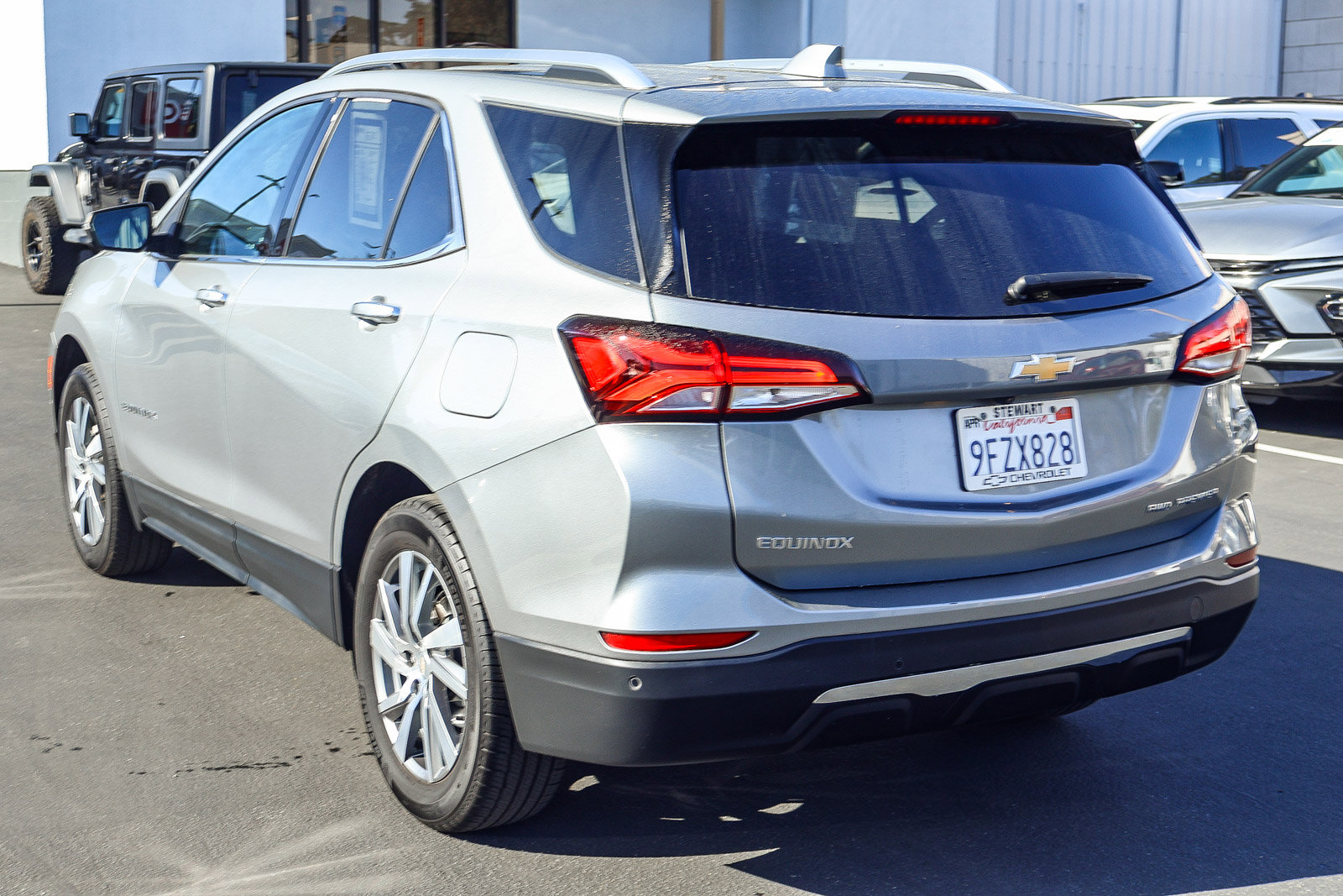 Used 2023 Chevrolet Equinox Premier image 23