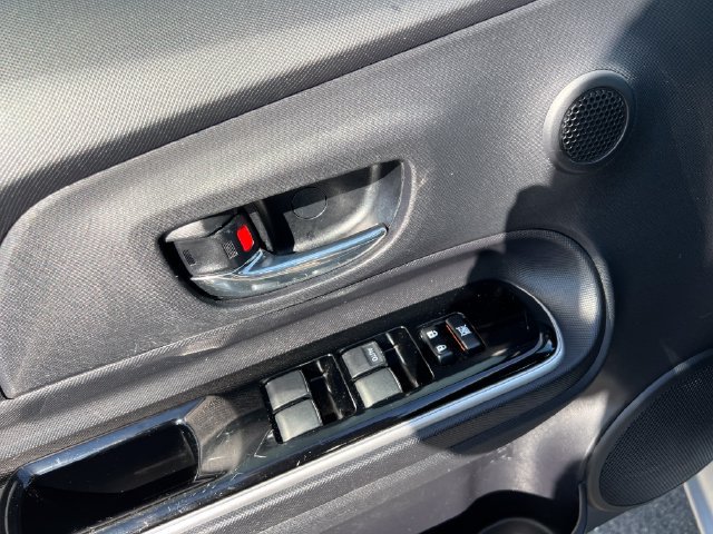 Used 2015 Toyota Prius C Two FWD image 29