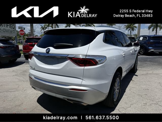 Used 2023 Buick Enclave Essence FWD image 3