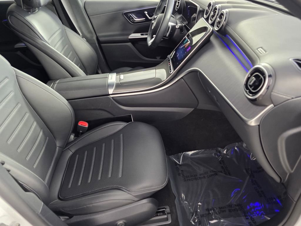 Certified 2025 Mercedes-Benz GLC 300 image 26