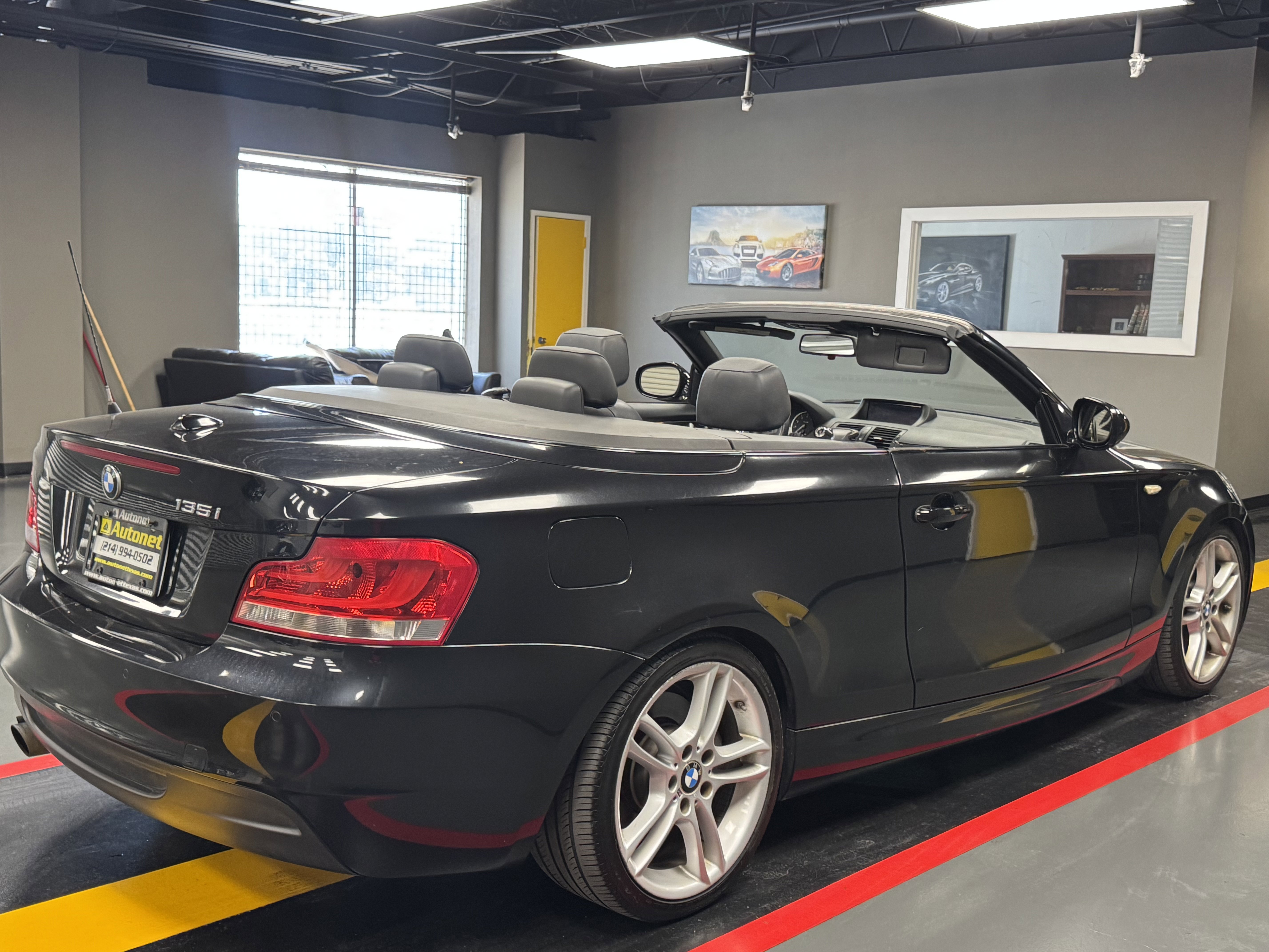 Used 2012 BMW 135i Convertible image 6