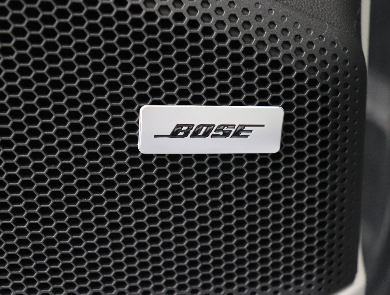 Used 2025 Porsche Macan 4S Electric image 27