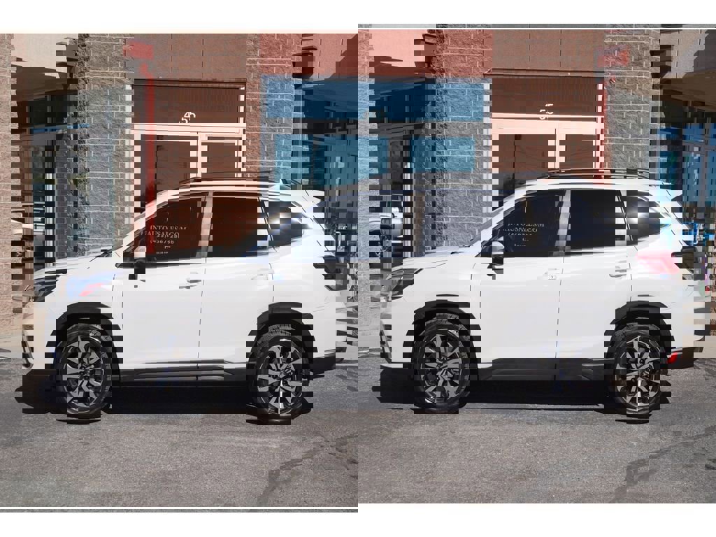 Used 2020 Subaru Forester Limited w/ Popular Package #3 image 4