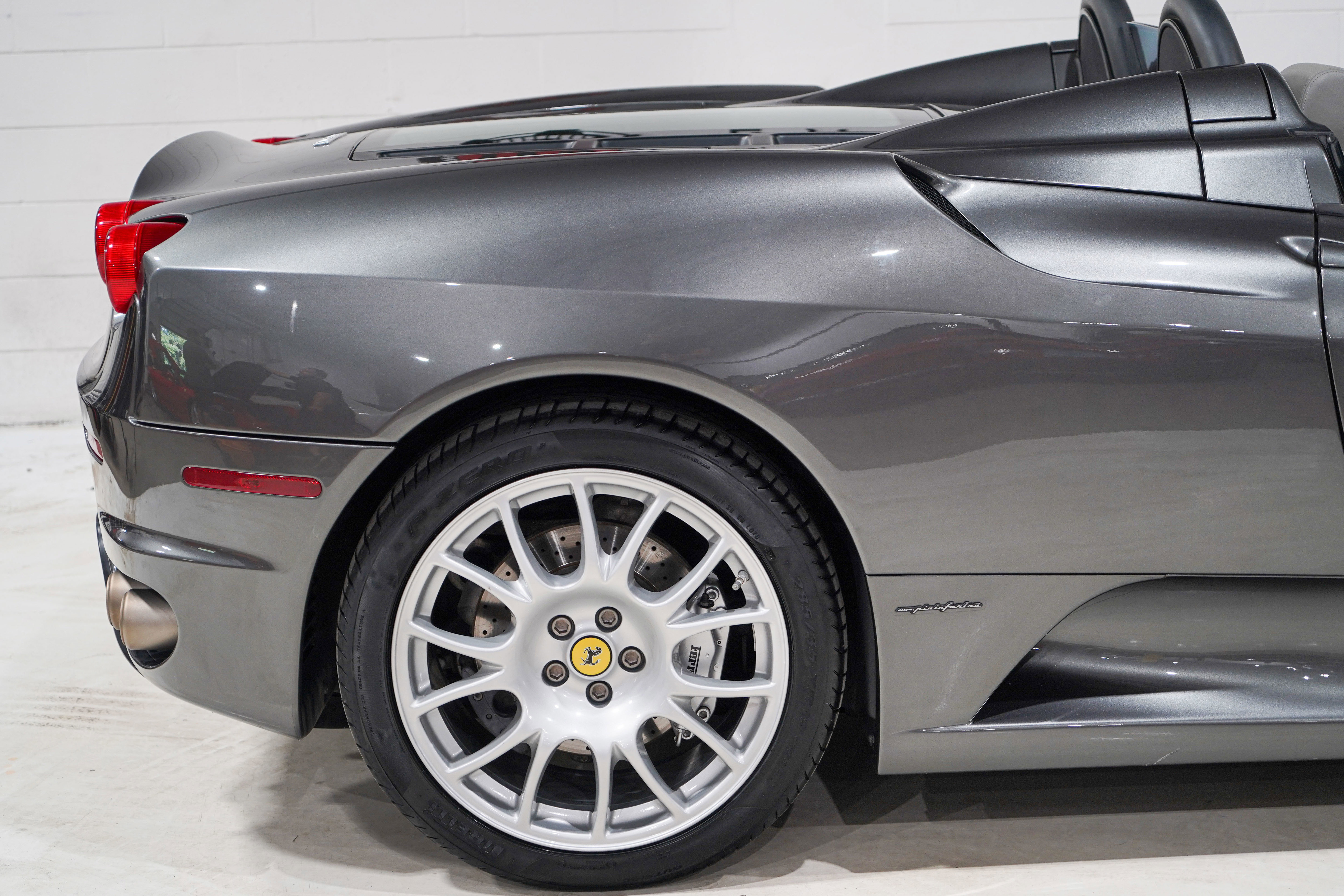 Used 2005 Ferrari F430 Spider RWD image 18