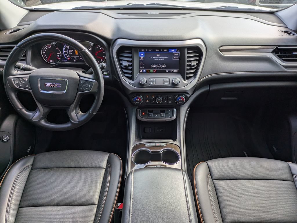 Used 2022 GMC Acadia AT4 w/ Technology Package AWD/4WD image 15