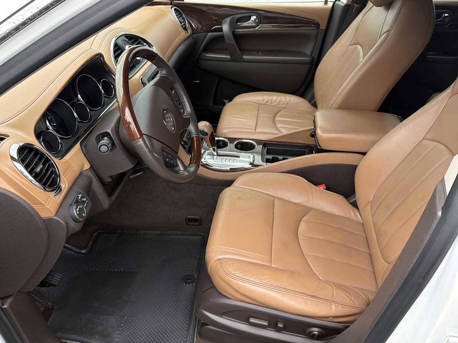 Used 2015 Buick Enclave Leather FWD image 15