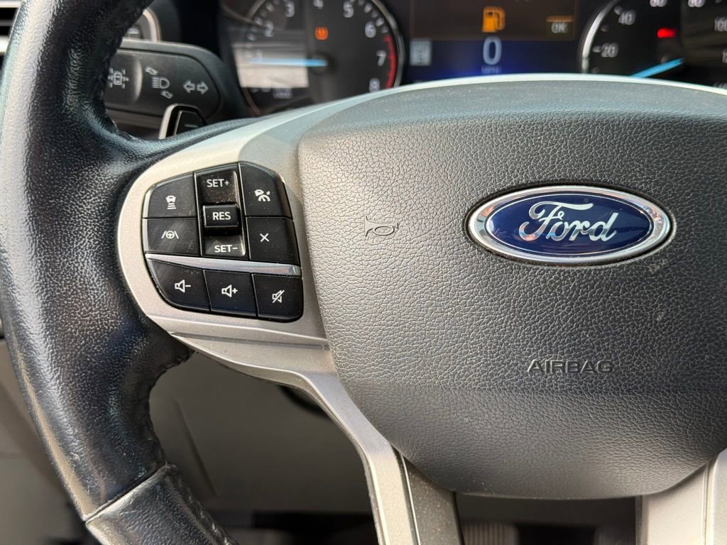 Used 2021 Ford Explorer Limited AWD/4WD image 15