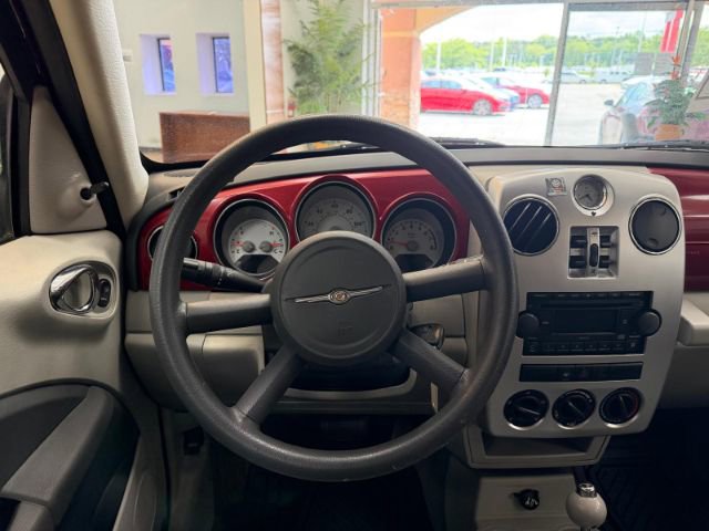 Used 2008 Chrysler PT Cruiser FWD image 10