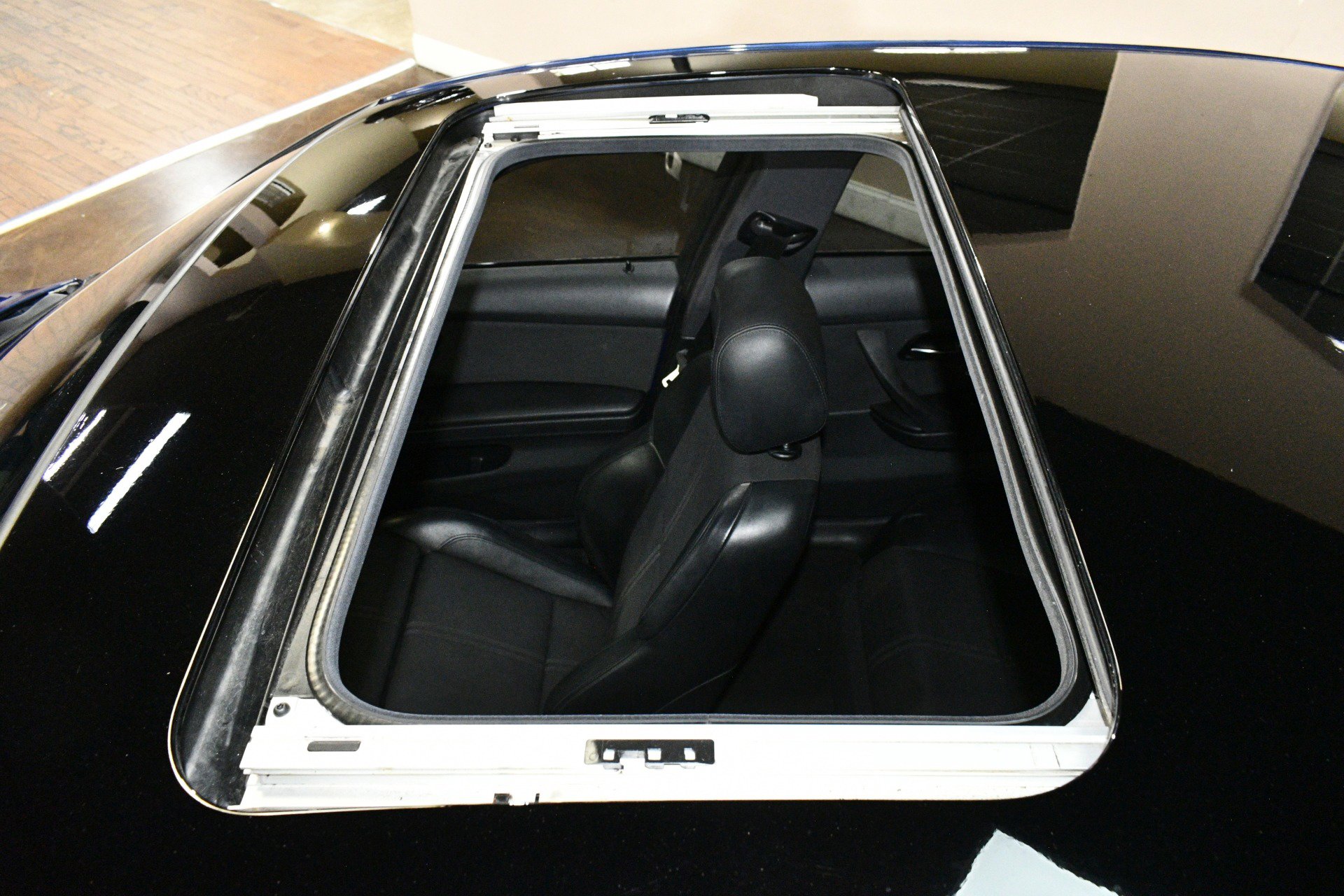 Used 2011 BMW M3 Sedan RWD image 50