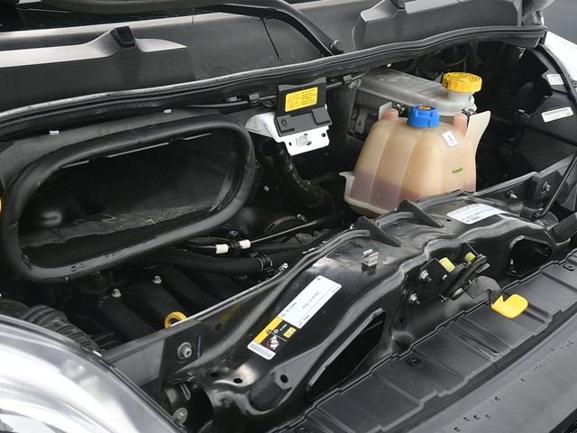 Used 2025 RAM ProMaster 2500 w/ Convenience Group image 12