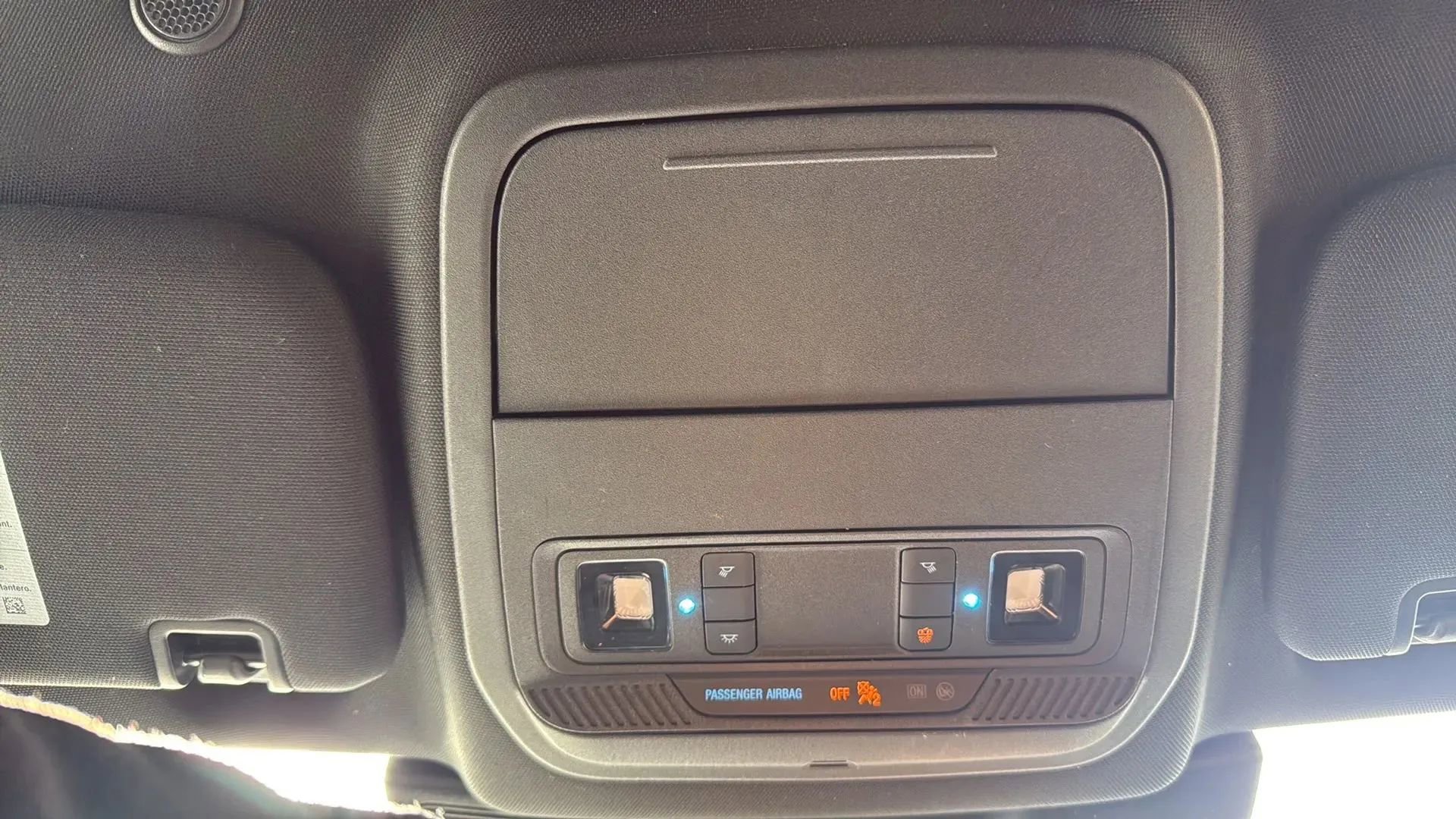 Used 2020 Ford Explorer XLT w/ Comfort Package image 21