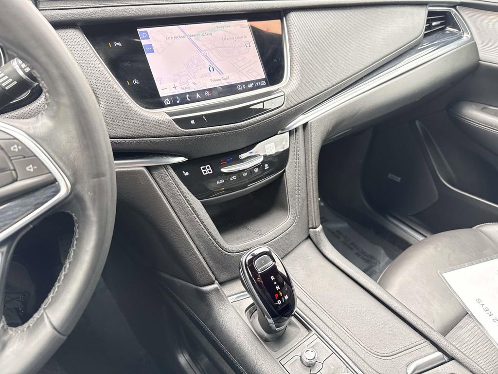 Used 2024 Cadillac XT5 Premium Luxury image 9