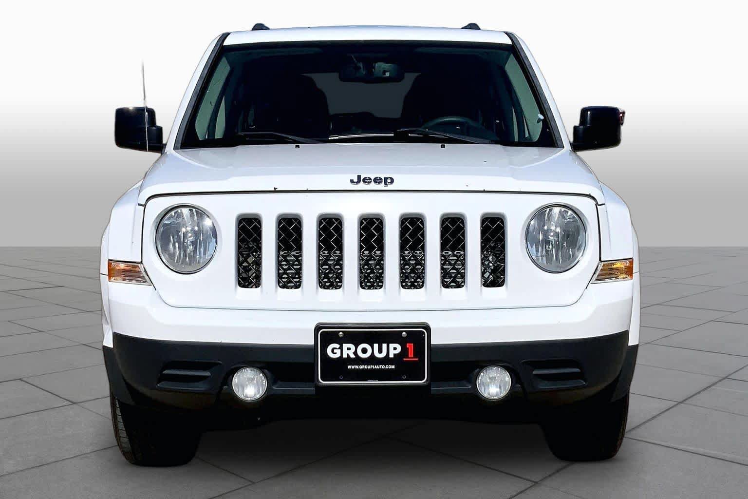 Used 2016 Jeep Patriot Sport w/ Power Value Group FWD image 4