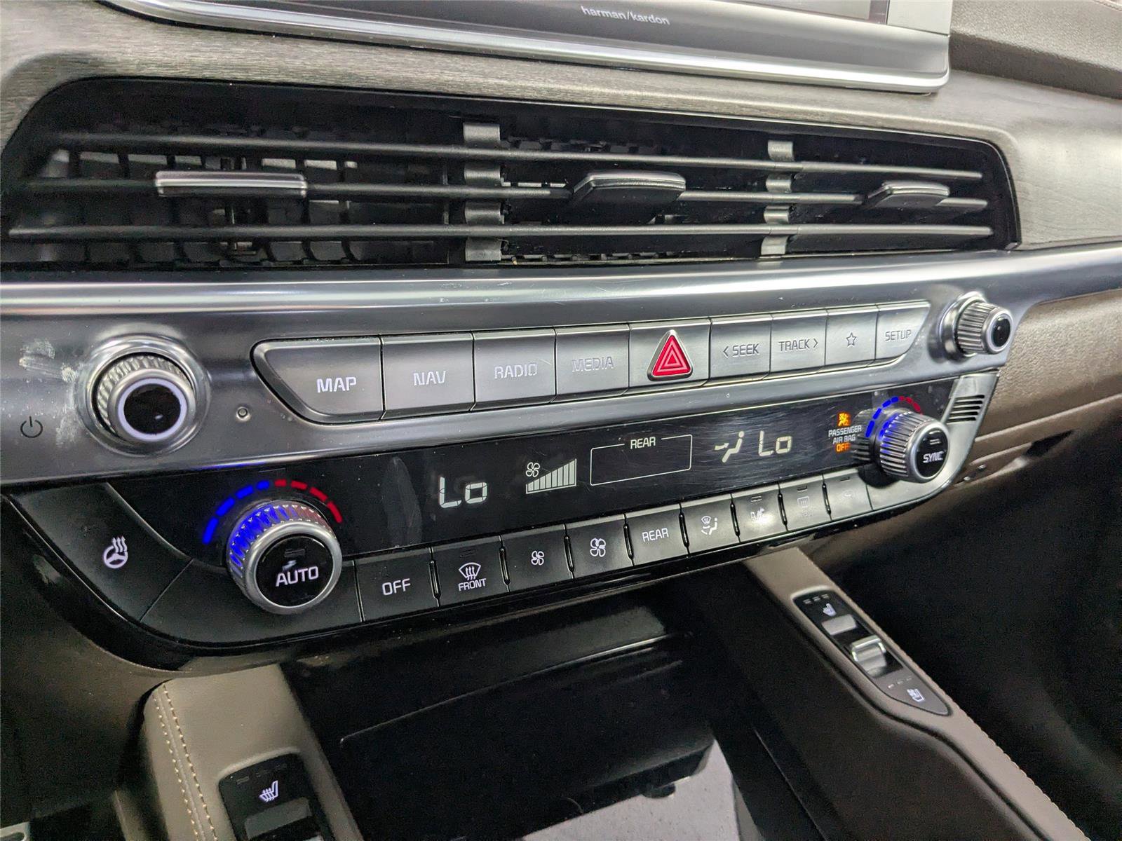 Used 2022 Kia Telluride SX w/ Nightfall Edition Package image 20