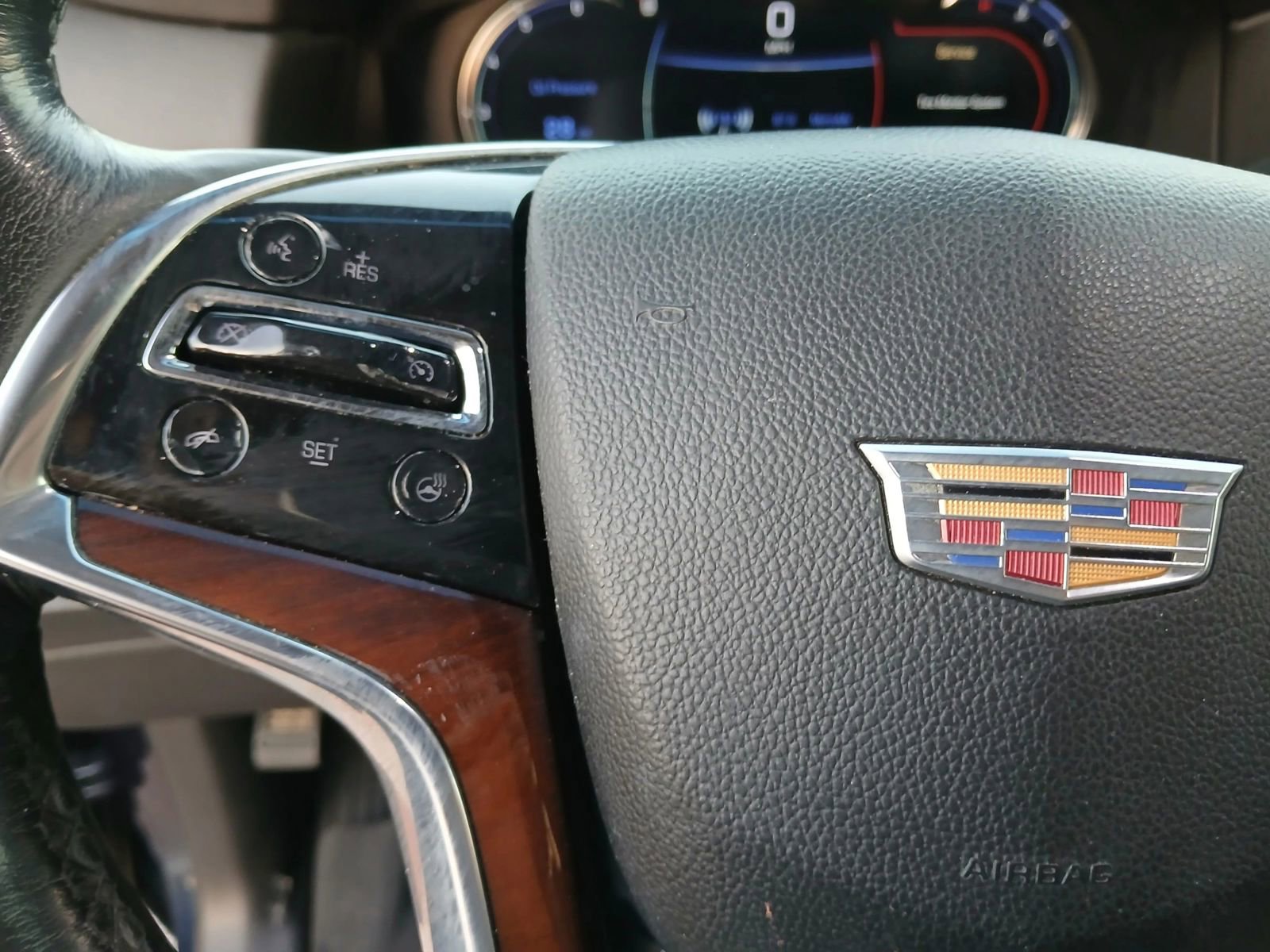 Used 2019 Cadillac Escalade 2WD image 26