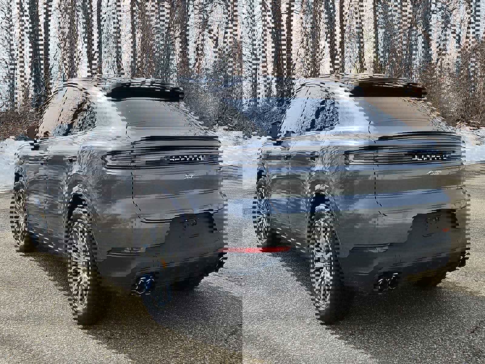 Certified 2024 Porsche Cayenne Coupe image 3