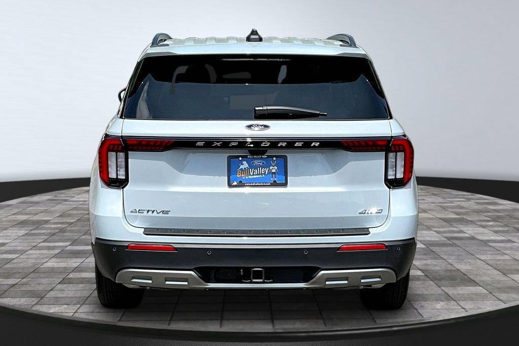 New 2026 Ford Explorer Active w/ Active Comfort Package AWD/4WD image 4