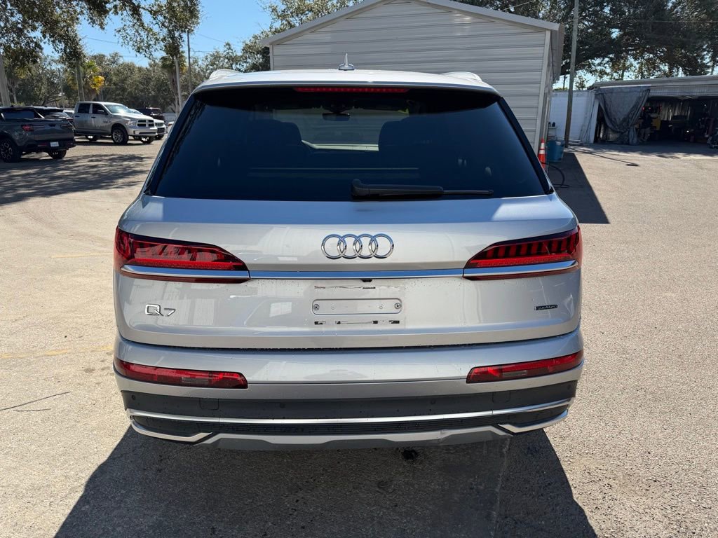 Used 2022 Audi Q7 Premium Plus w/ Premium Plus Package image 5