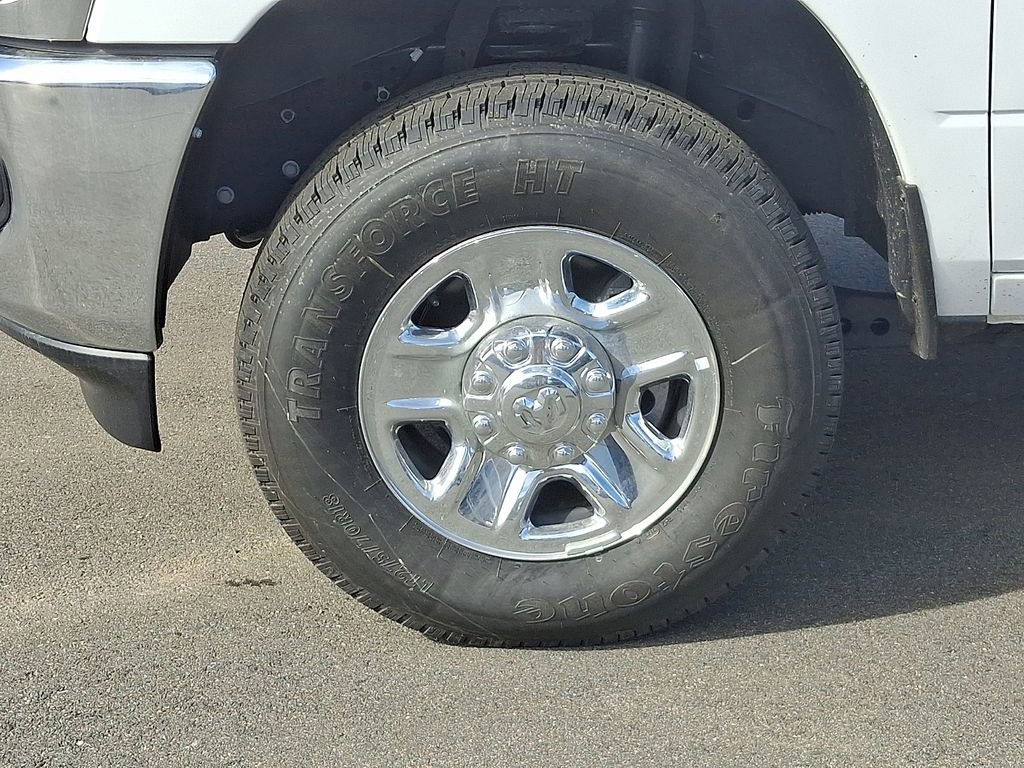 Used 2024 RAM 2500 Tradesman w/ Chrome Appearance Group image 8