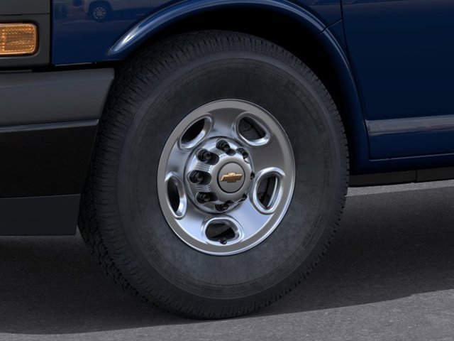 New 2025 Chevrolet Express 3500 w/ Driver Convenience Package image 9