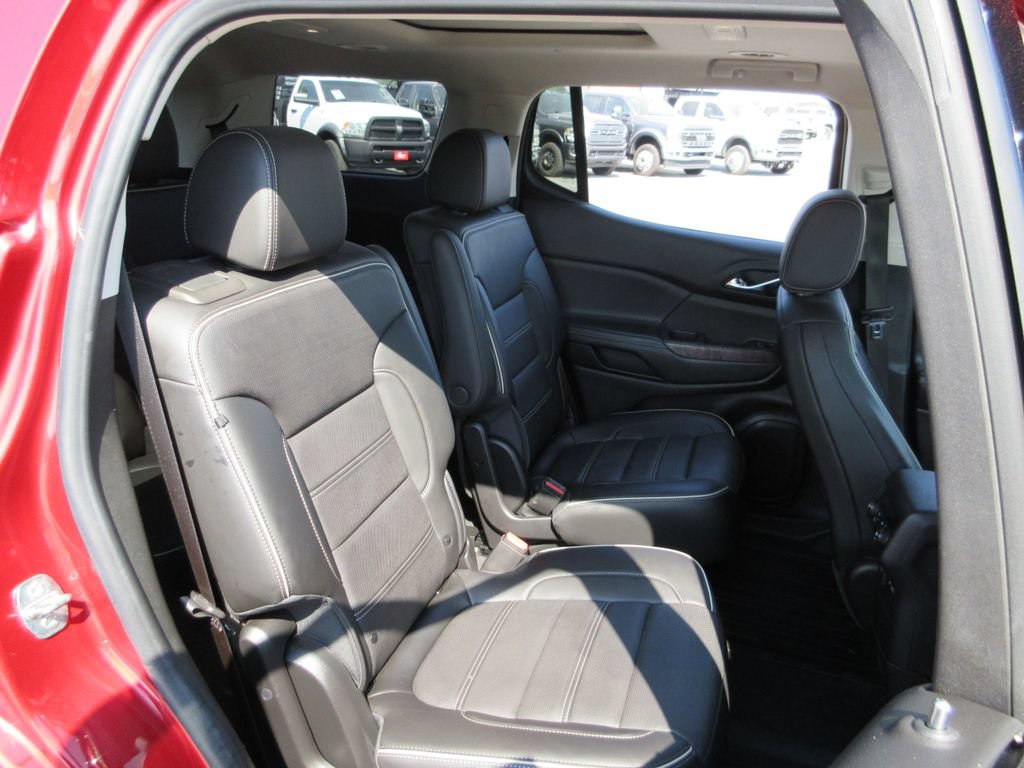 Certified 2021 GMC Acadia Denali w/ Denali Ultimate Package AWD/4WD image 24