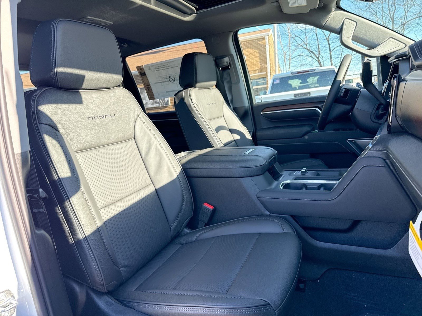 New 2026 GMC Sierra 2500 Denali w/ Denali Reserve Package image 19