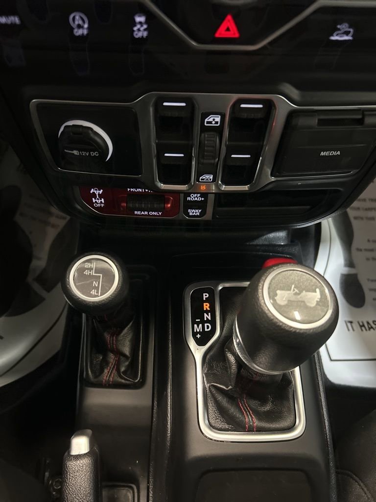 Used 2023 Jeep Wrangler Unlimited Rubicon w/ Cold Weather Group image 33