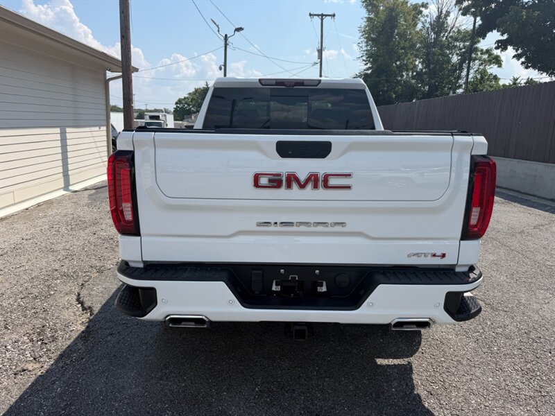 Used 2021 GMC Sierra 1500 AT4 w/ AT4 Premium Package AWD/4WD image 9