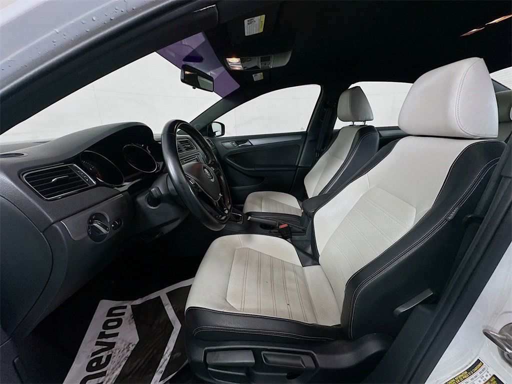 Used 2016 Volkswagen Jetta Sport image 21