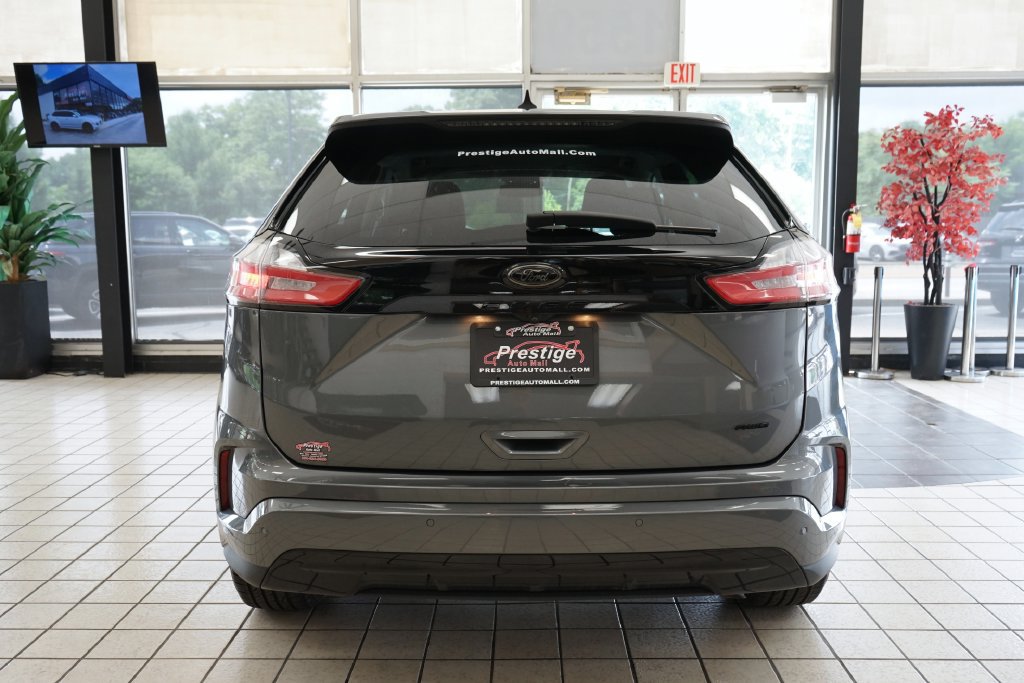 Used 2023 Ford Edge SE w/ Black Appearance Package AWD/4WD image 13