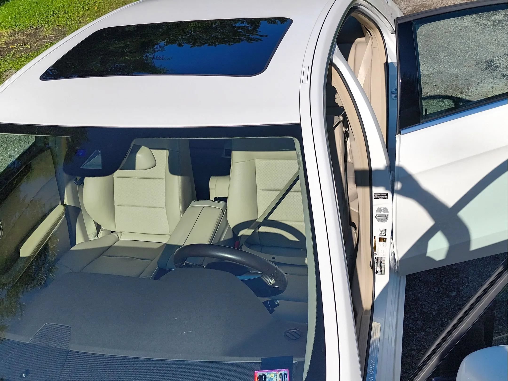 Used 2015 Mercedes-Benz E 350 4MATIC Sedan image 19