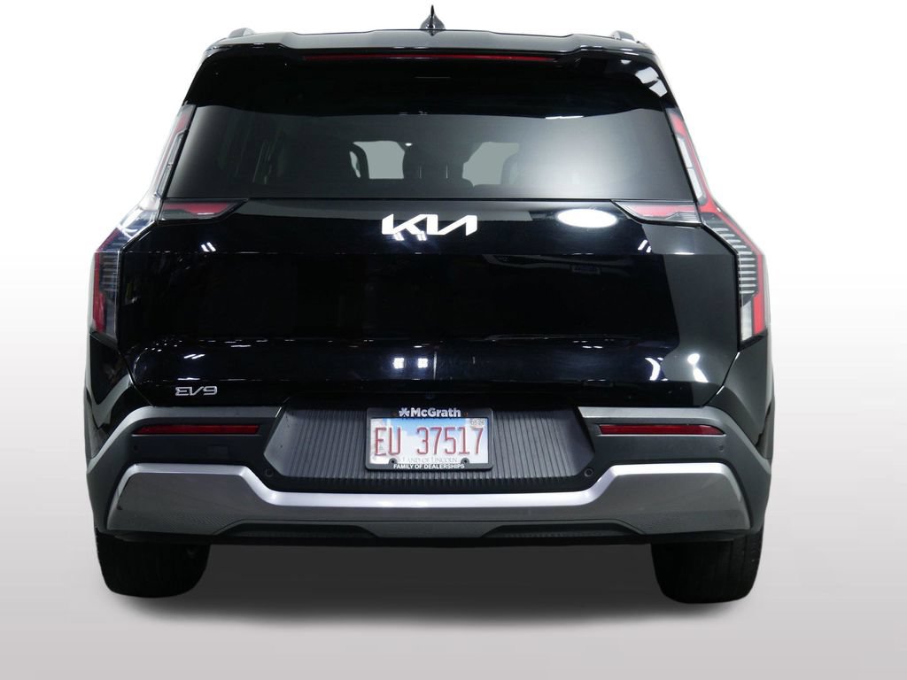 Used 2024 Kia EV9 Wind AWD/4WD image 10