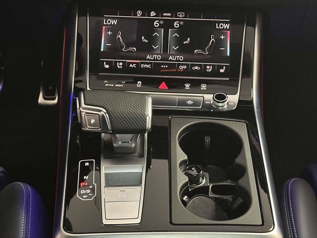 Used 2025 Audi SQ7 Premium Plus AWD/4WD image 23