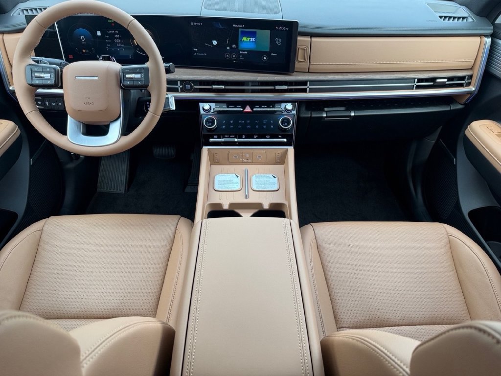 New 2027 Hyundai Santa Fe Limited FWD image 24
