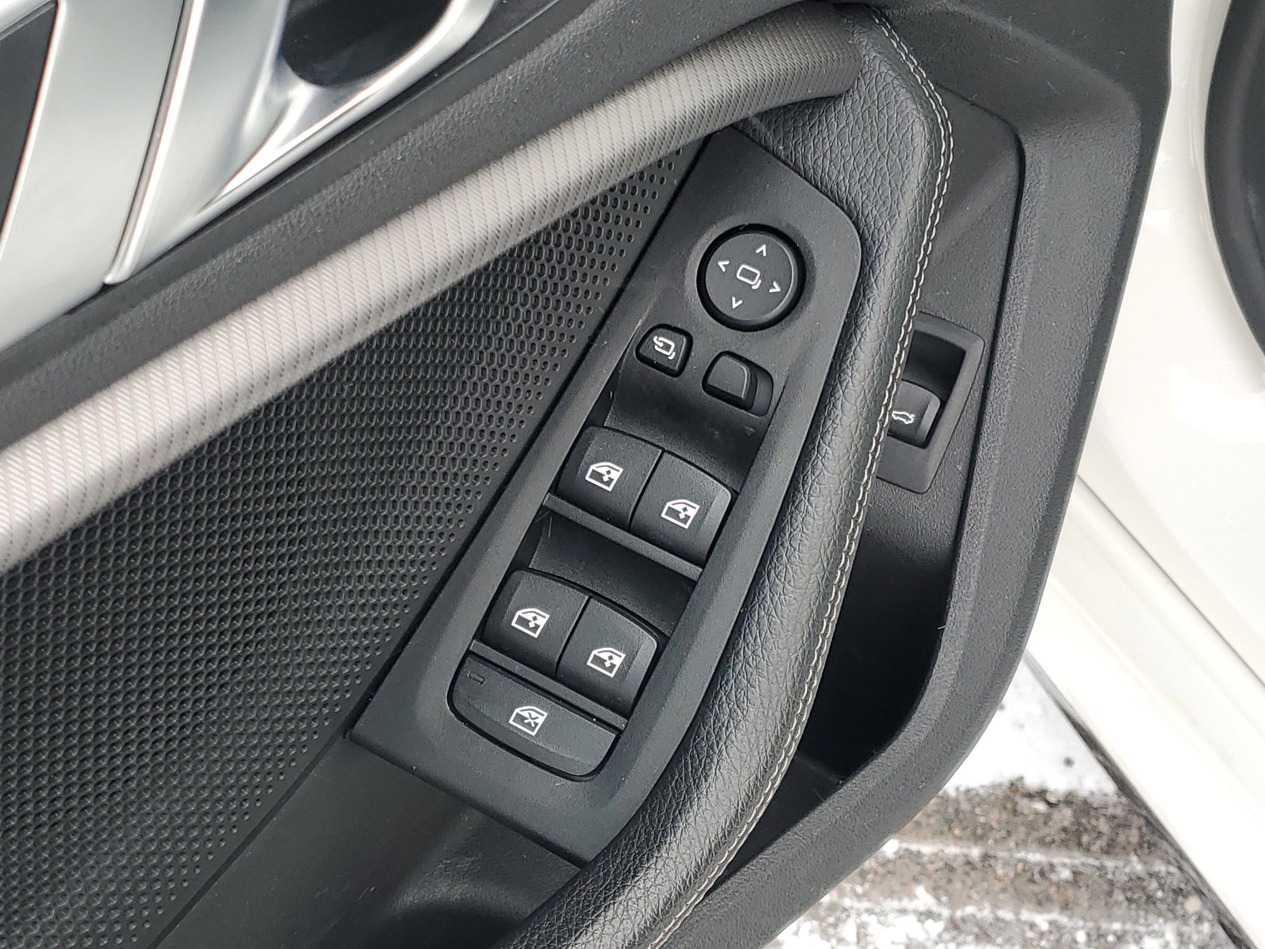 Used 2022 BMW M235i xDrive Gran Coupe image 6