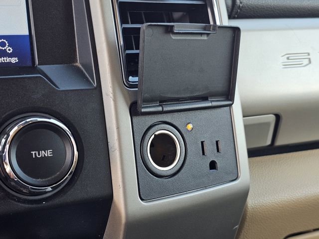 Certified 2021 Ford F250 Lariat w/ Lariat Value Package image 20