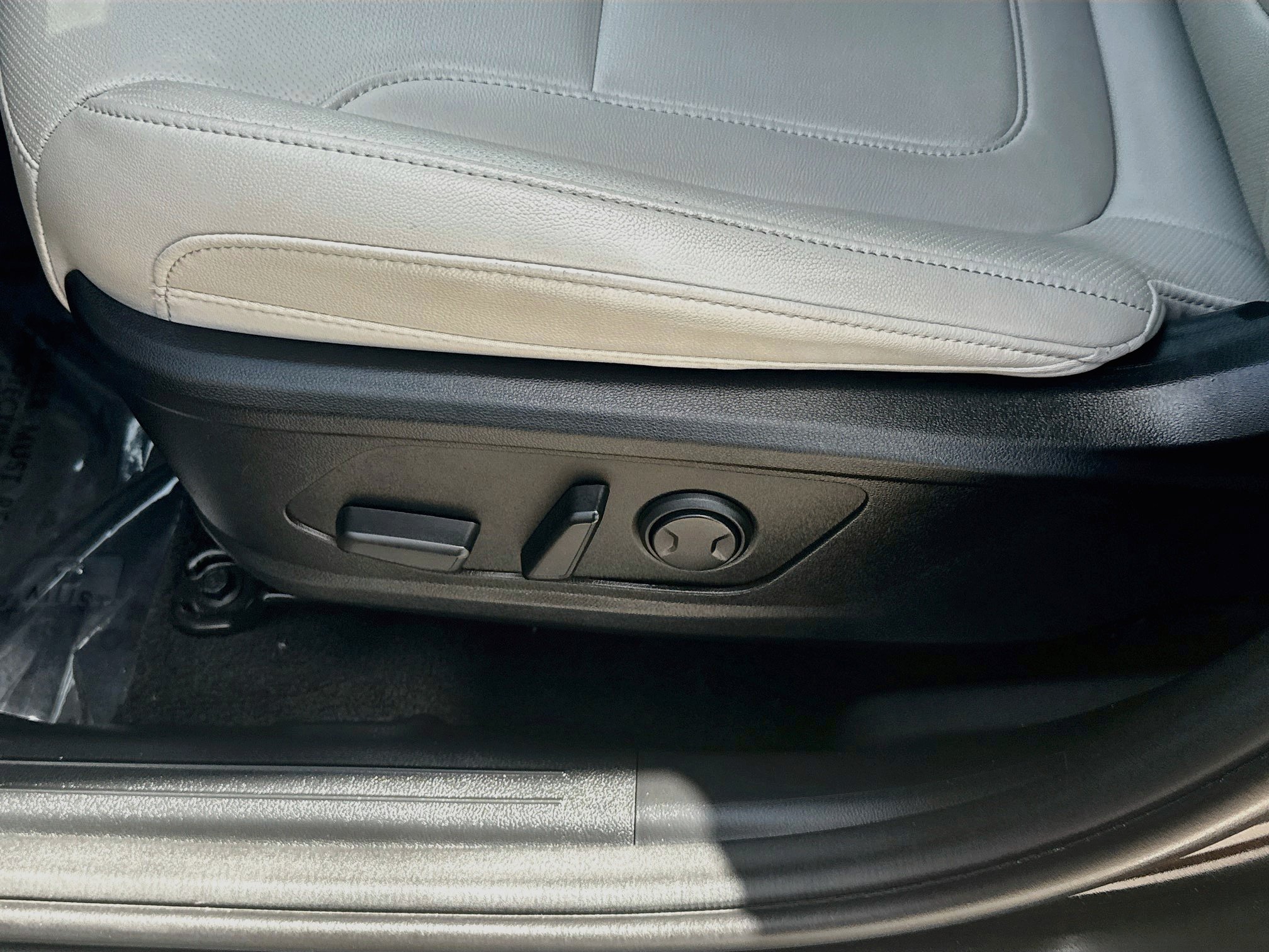 Used 2025 Hyundai Tucson SEL FWD image 18