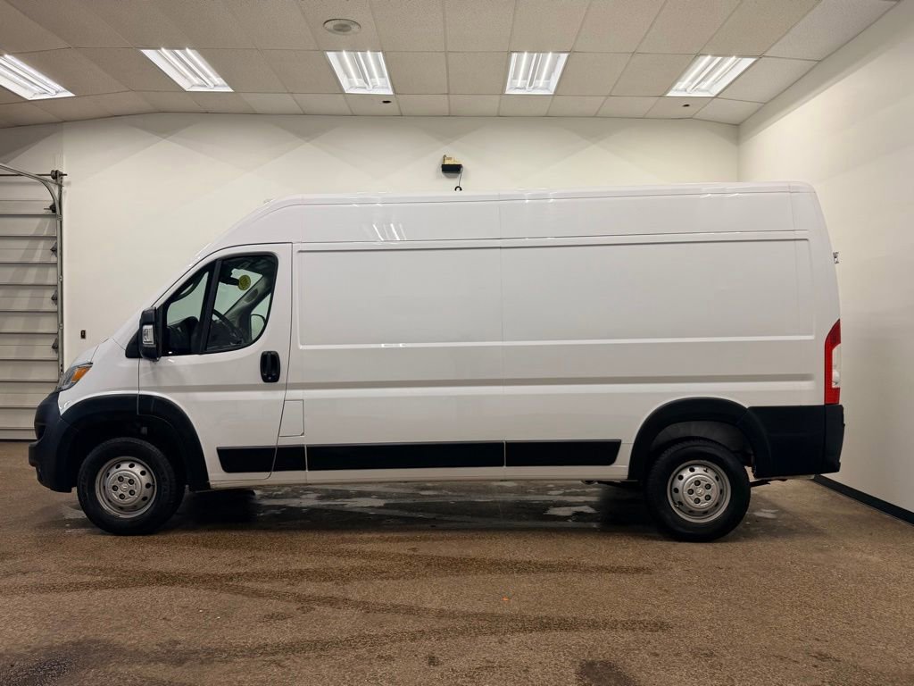 Used 2023 RAM ProMaster 2500 image 2