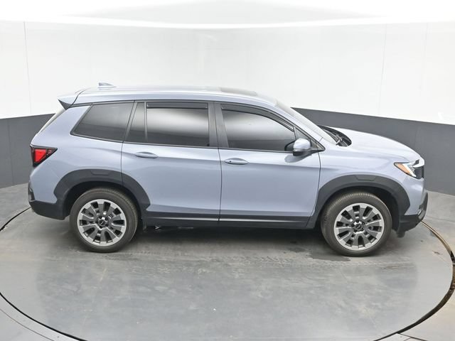Used 2025 Honda Passport EX-L image 41