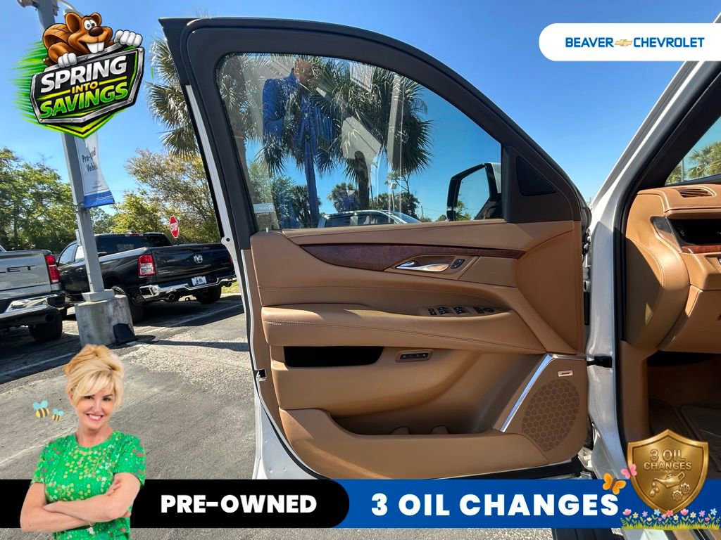Used 2017 Cadillac Escalade ESV Platinum image 31