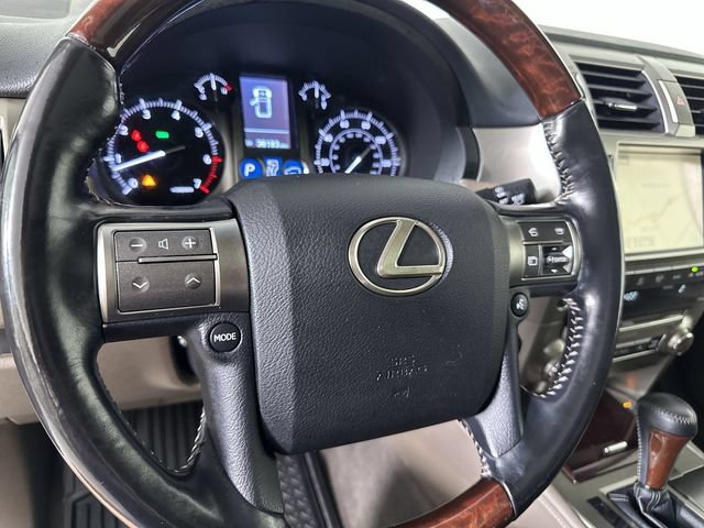 Used 2018 Lexus GX 460 Premium w/ Premium Package AWD/4WD image 11