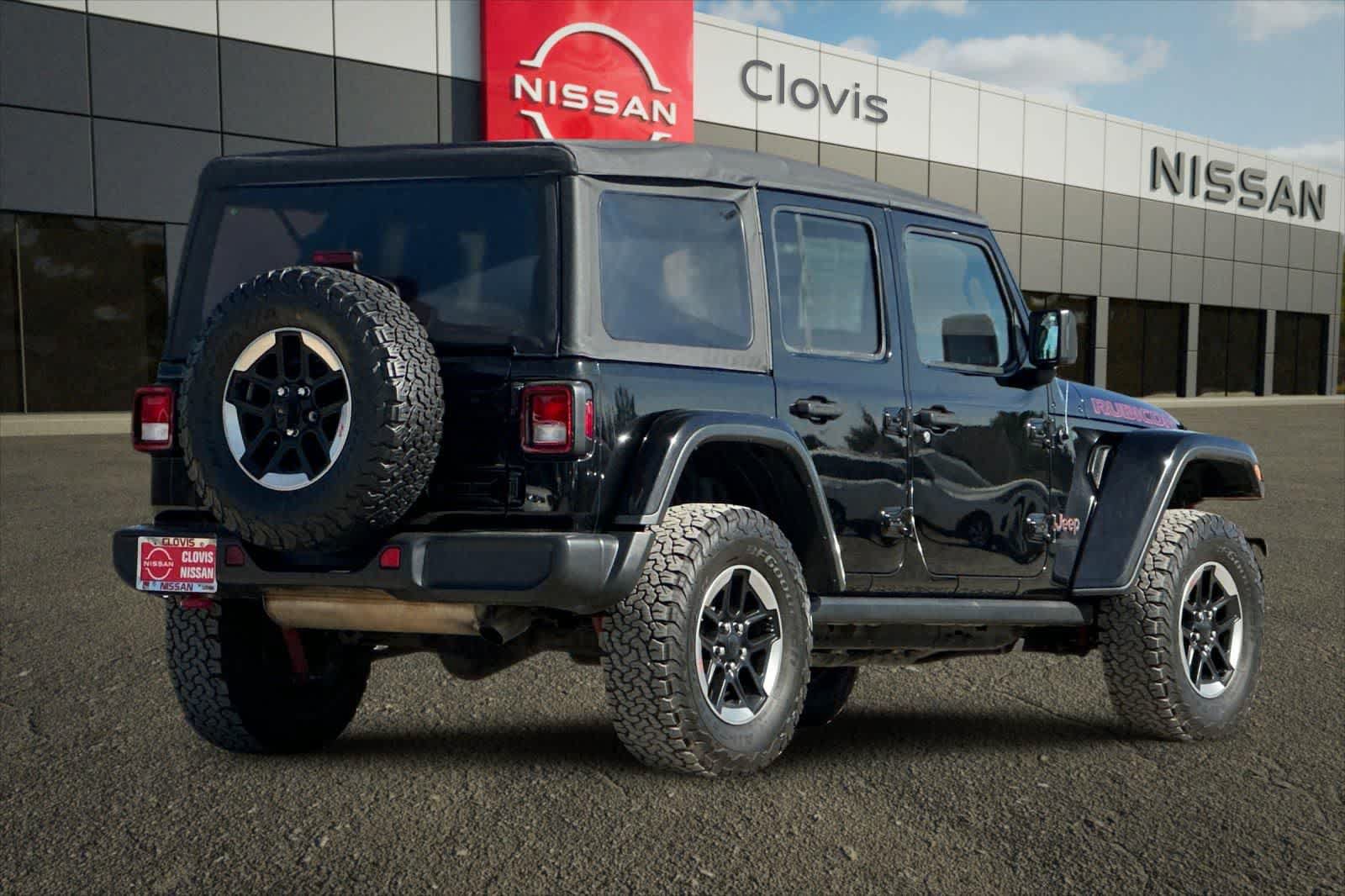 Used 2019 Jeep Wrangler Unlimited Rubicon AWD/4WD image 3