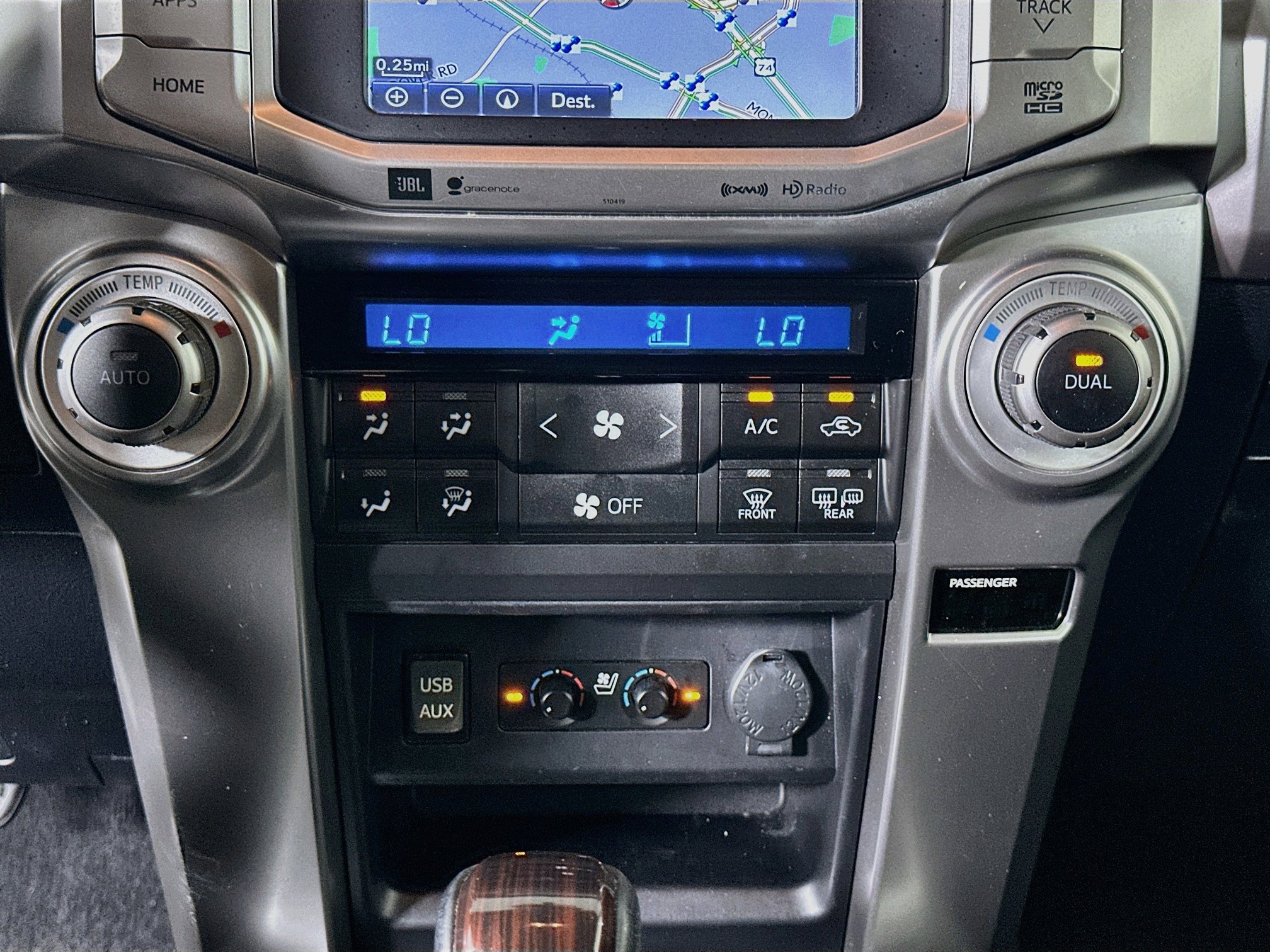 Used 2019 Toyota 4Runner Limited AWD/4WD image 24